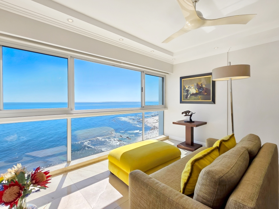 To Let 2 Bedroom Property for Rent in Sea Point Western Cape
